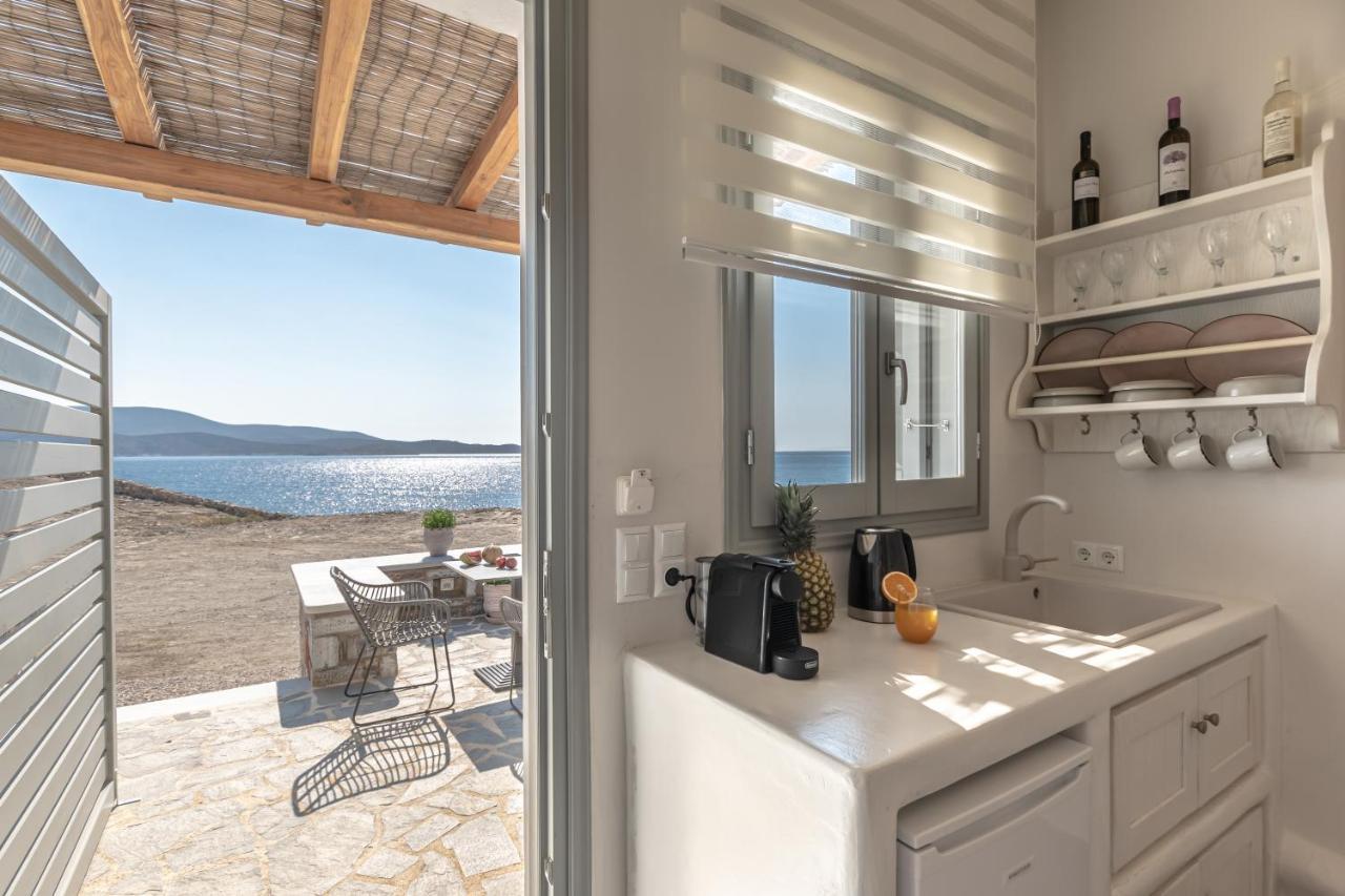 Porto Dema Luxury Suites Schoinoussa Extérieur photo