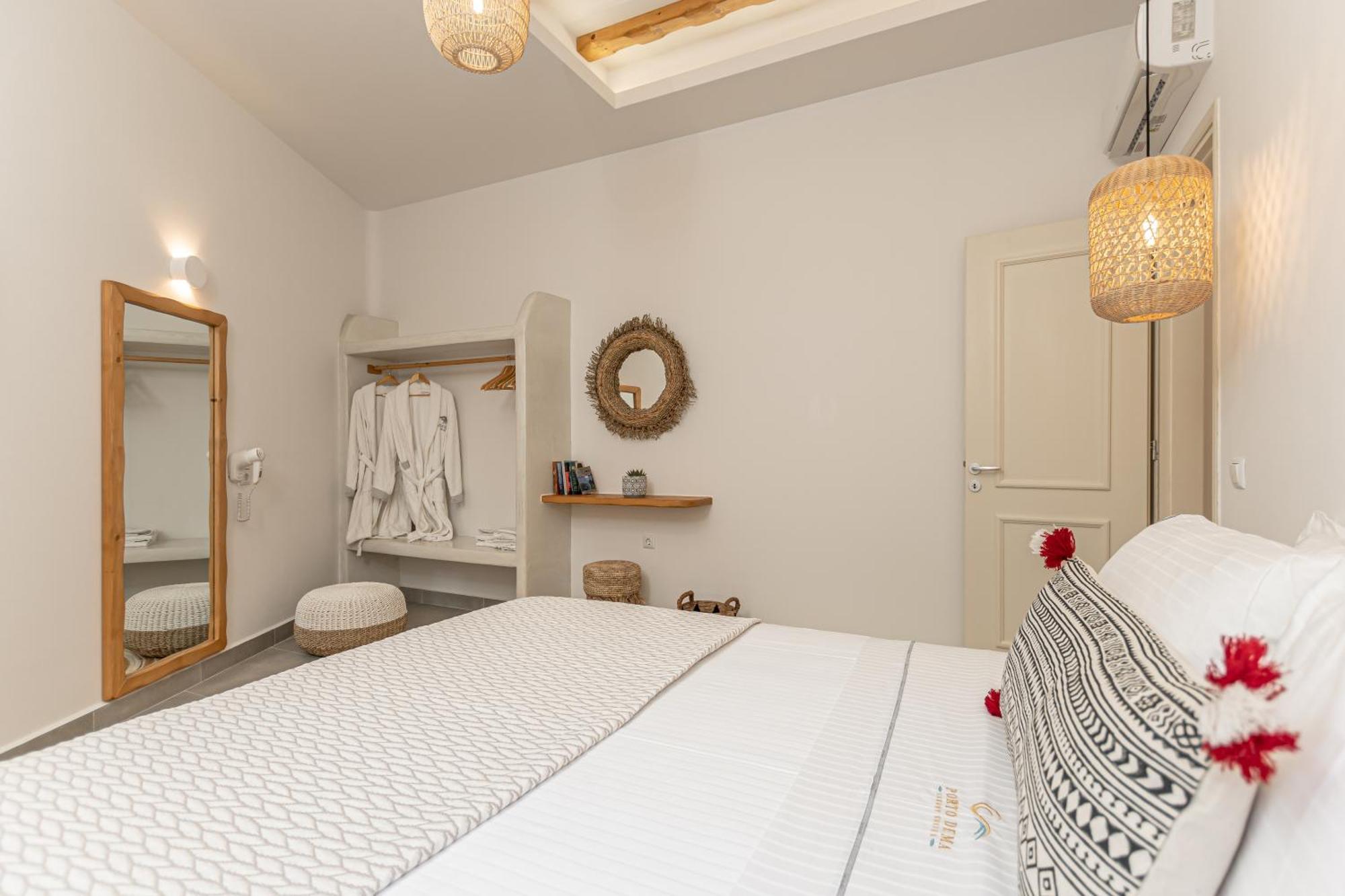 Porto Dema Luxury Suites Schoinoussa Extérieur photo