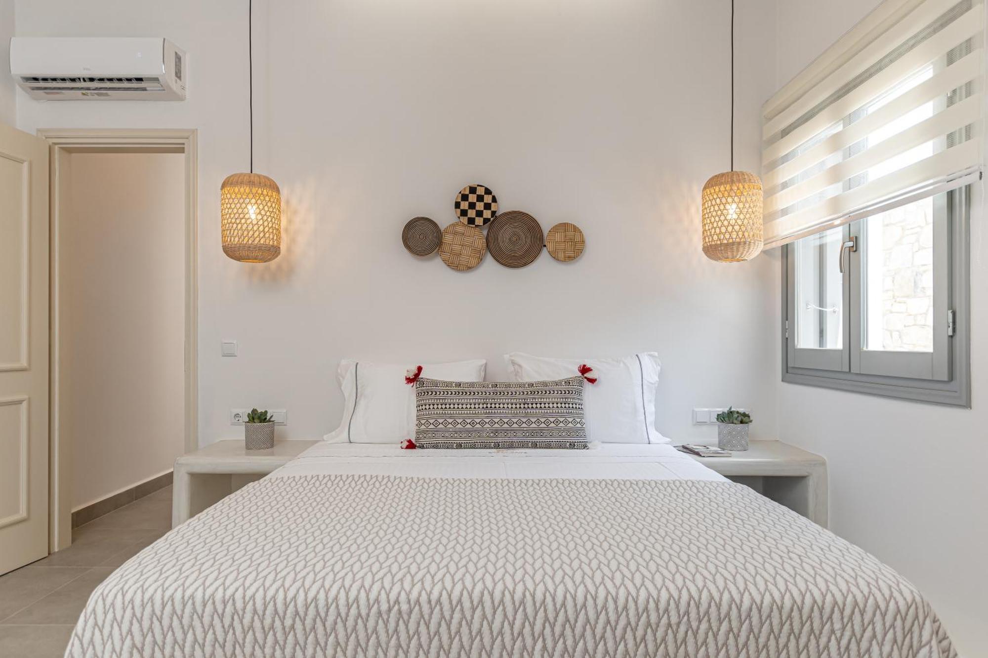 Porto Dema Luxury Suites Schoinoussa Extérieur photo