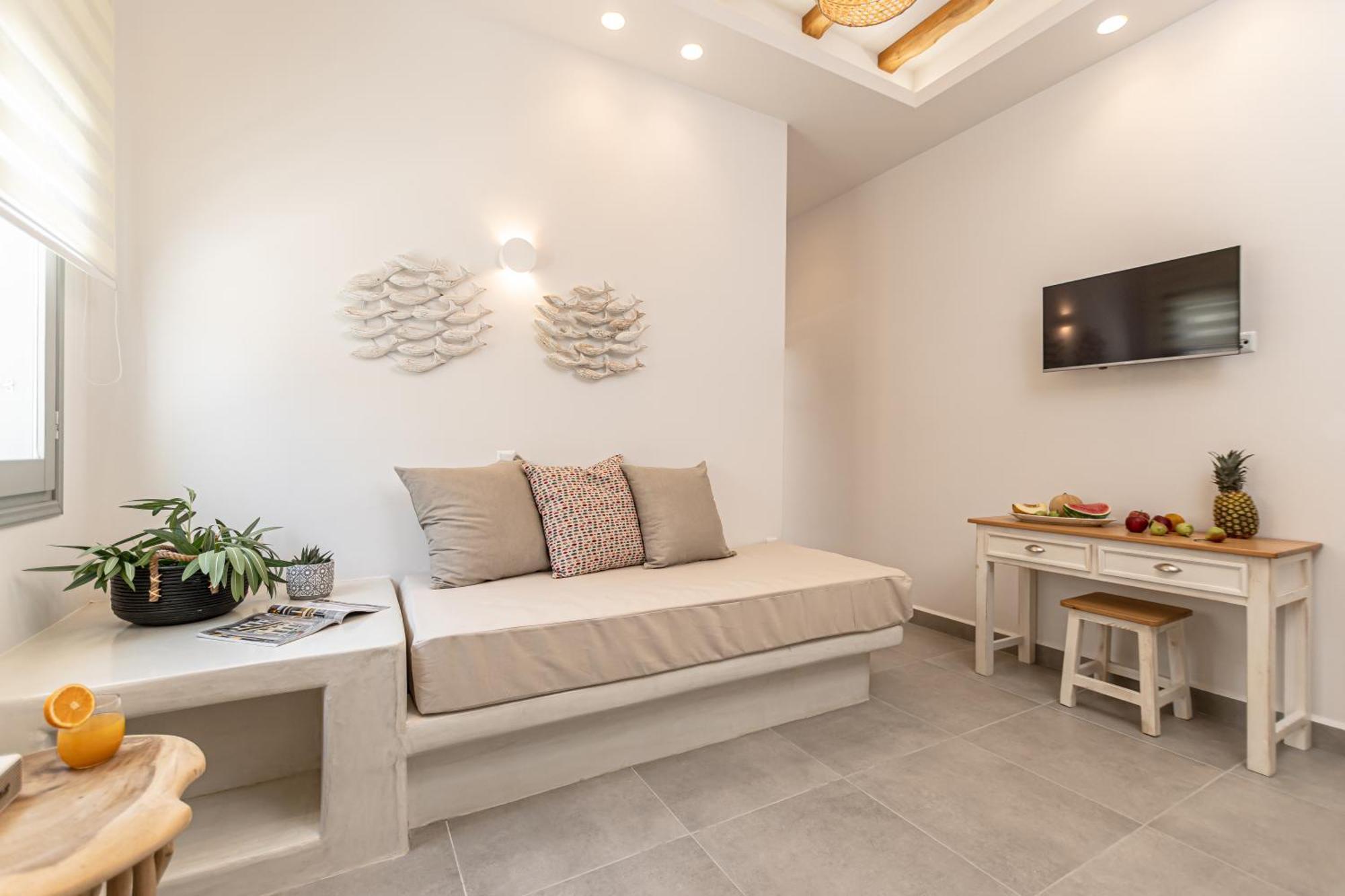 Porto Dema Luxury Suites Schoinoussa Extérieur photo