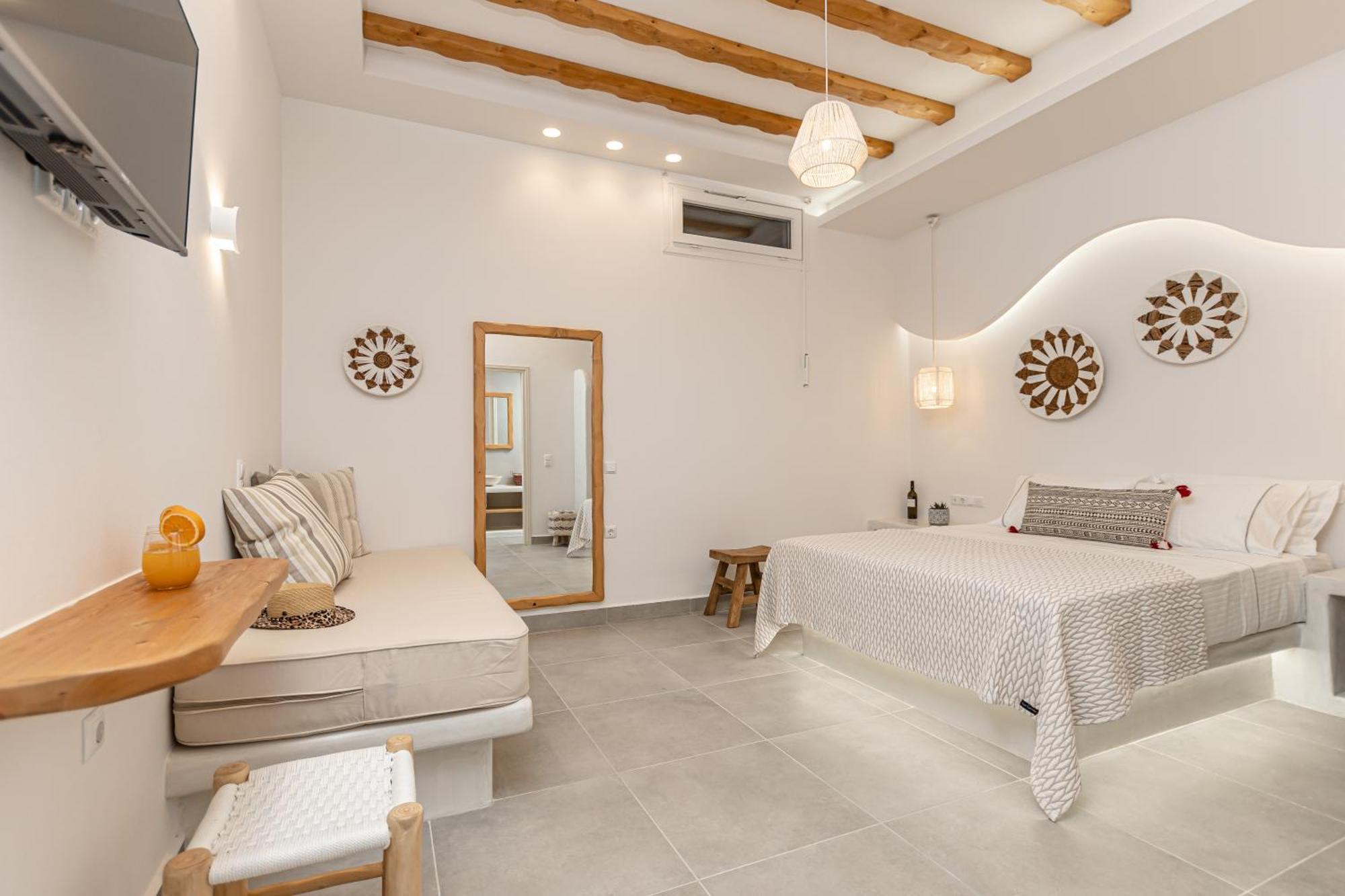 Porto Dema Luxury Suites Schoinoussa Extérieur photo